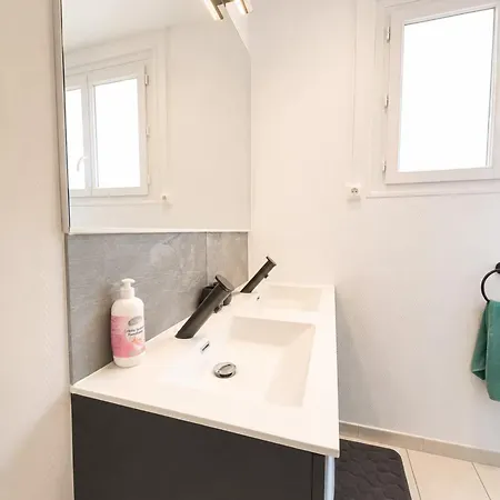 Maison 6 Personnes - Jardin - Proche Commerces Et Angouleme Holiday home