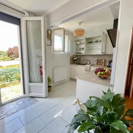 Maison 6 Personnes - Jardin - Proche Commerces Et Angouleme Holiday home Soyaux